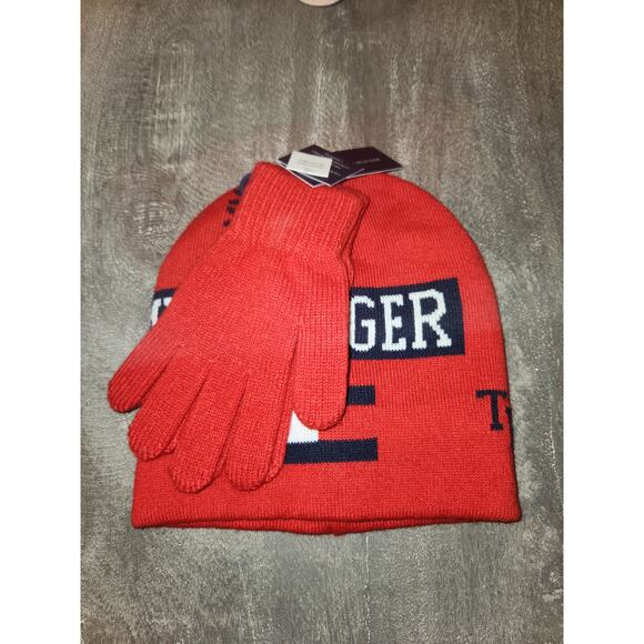 NWT Tommy Hilfiger Boy's Hat & Gloves Set Red 8-16 Y - Picture 1 of 6